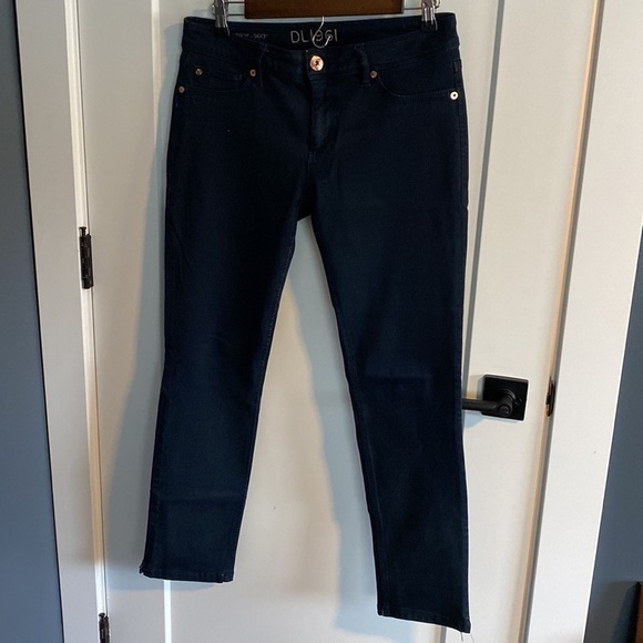 DL1961 Indigo Straight Leg Mid Rise 360 Stretch Jeans - Picture 4 of 16